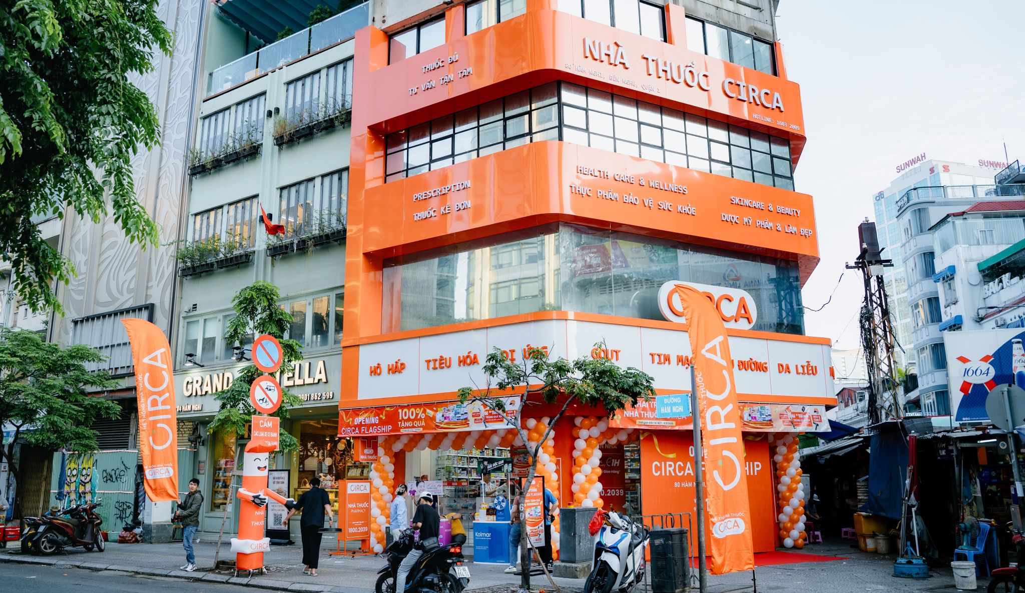 CIRCA KHAI TRƯƠNG NHÀ THUỐC TẠI TRUNG TÂM QUẬN 1, TIẾP TỤC CHIẾN LƯỢC TÁI ĐỊNH NGHĨA VỀ CHUỖI NHÀ THUỐC HIỆN ĐẠI CỦA BUYMED
